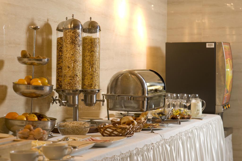 Hotel Zelengora Kragujevac Esterno foto