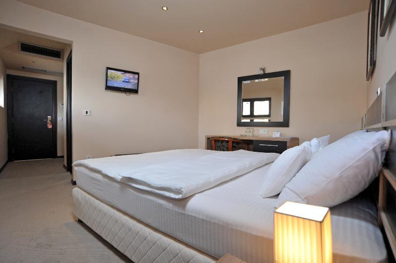 Hotel Zelengora Kragujevac Camera foto